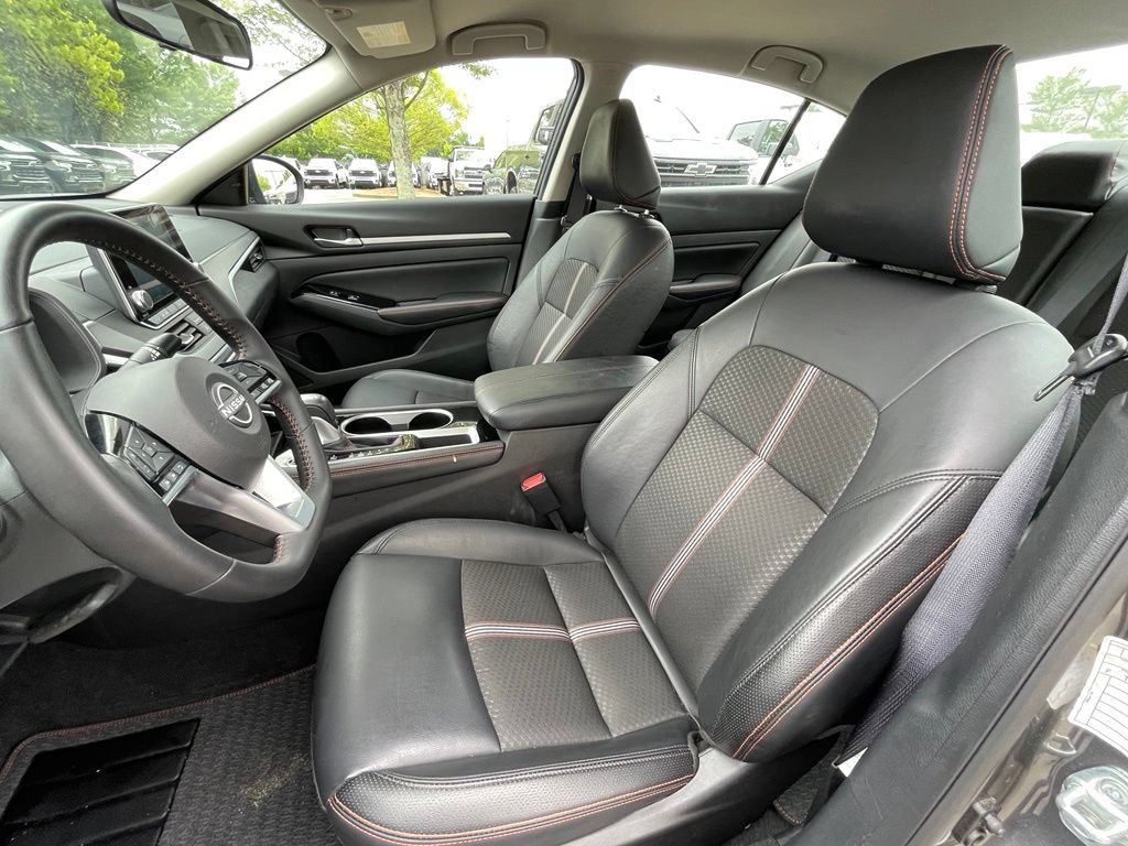 Used 2025 Nissan Altima 2.5 SR FWD image 22