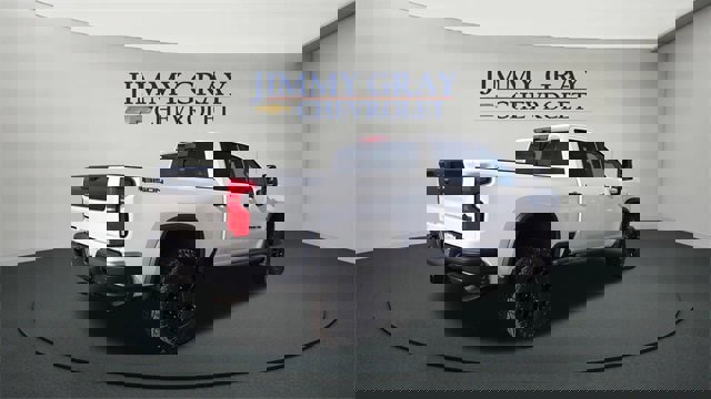 New 2026 Chevrolet Silverado 2500 ZR2 w/ ZR2 Bison Edition image 3