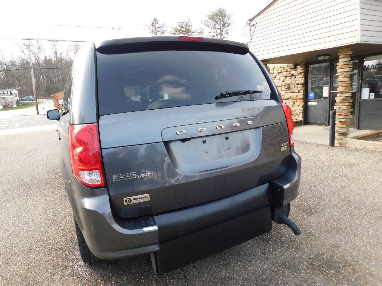 Used 2019 Dodge Grand Caravan GT image 14