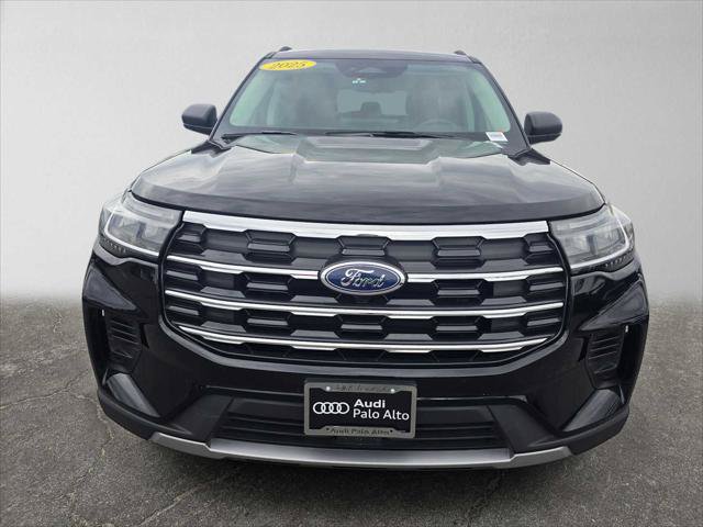 Used 2025 Ford Explorer Active RWD image 8