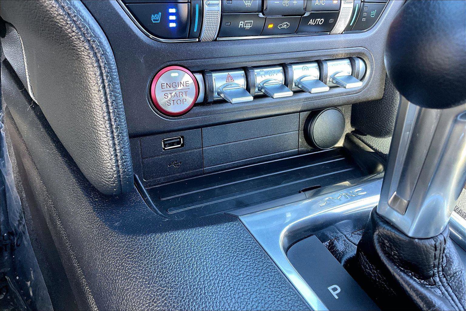 Used 2020 Ford Mustang GT Premium image 30