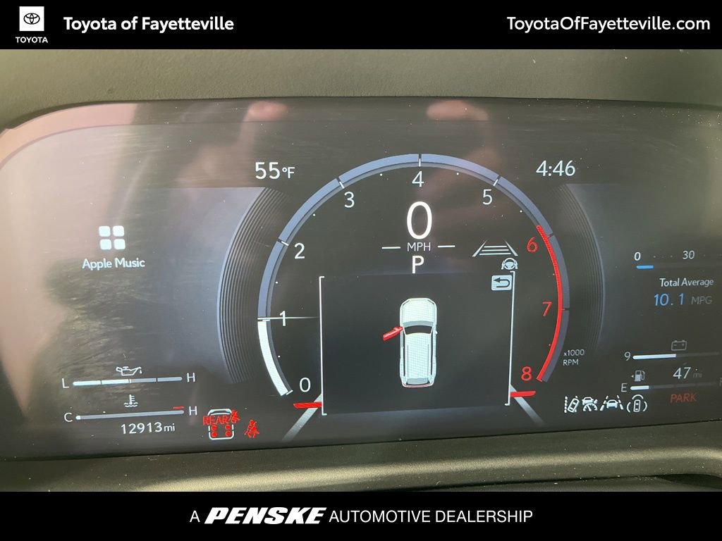 Used 2025 Lexus GX 550 w/ Accessory Package (2T) image 32