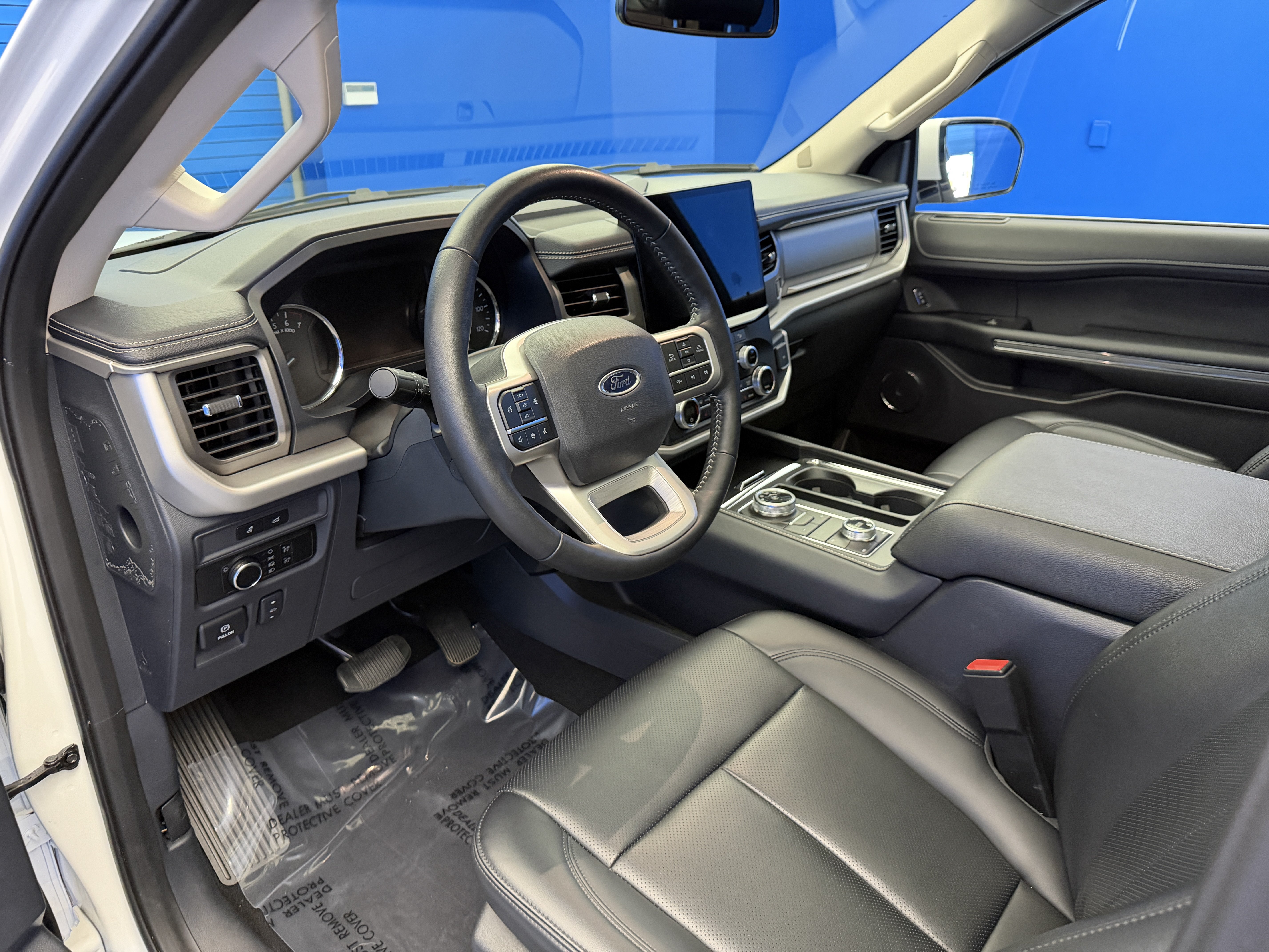 Used 2024 Ford Expedition Max XLT AWD/4WD image 11