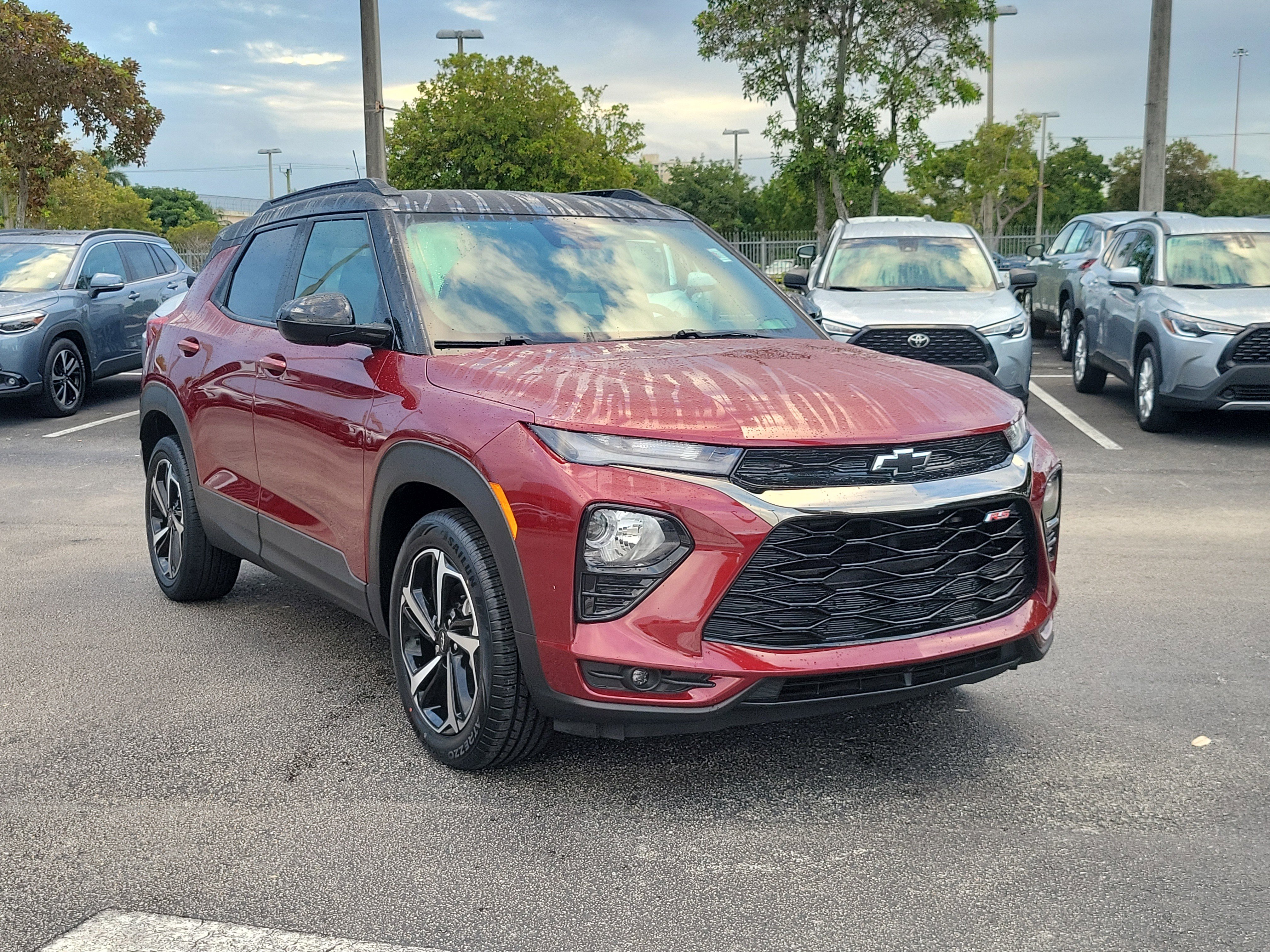 Used 2023 Chevrolet TrailBlazer RS w/ Technology Package image 4