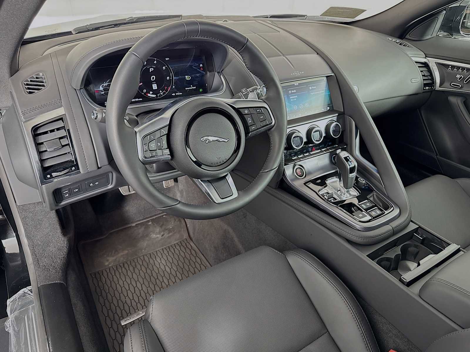 New 2024 Jaguar F-TYPE R-Dynamic image 8