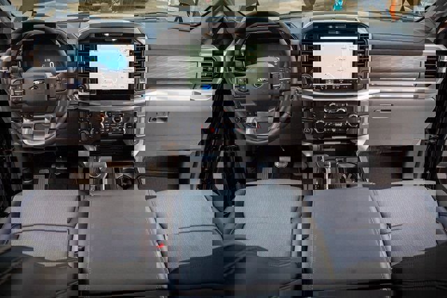 New 2025 Ford F150 Lariat w/ Equipment Group 501A Mid image 30