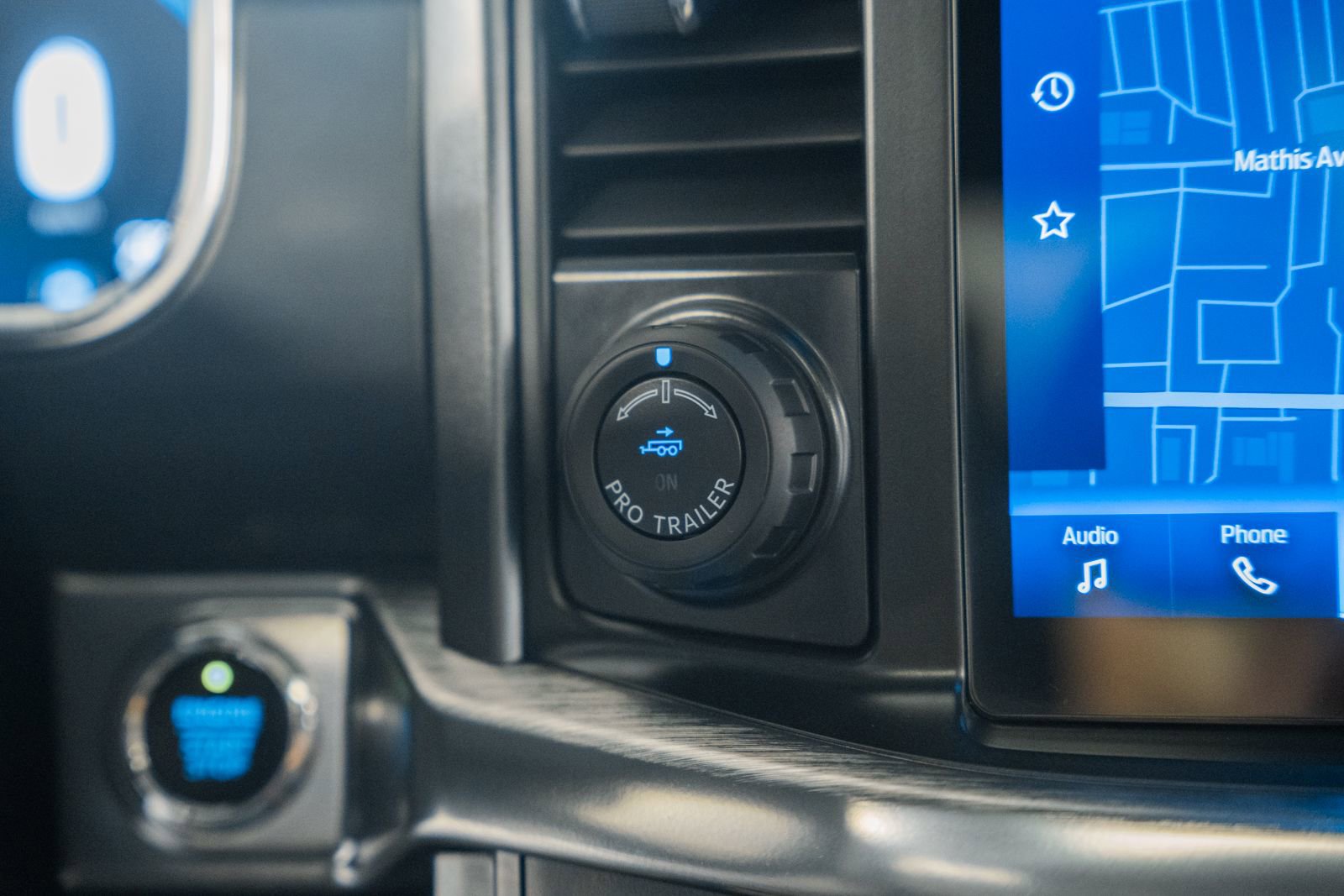 Certified 2023 Ford F150 Lariat w/ Equipment Group 502A High image 28