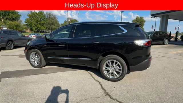 Used 2023 Buick Enclave Premium w/ Experience Buick Package FWD image 6