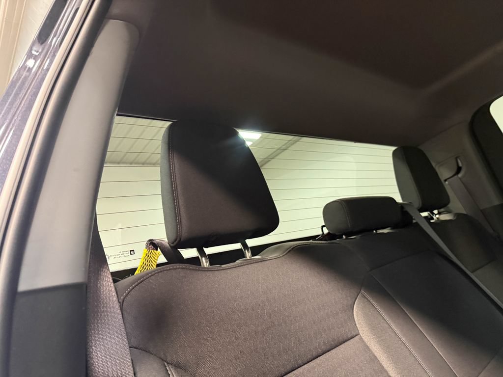Used 2023 Chevrolet Silverado 1500 LT AWD/4WD image 15