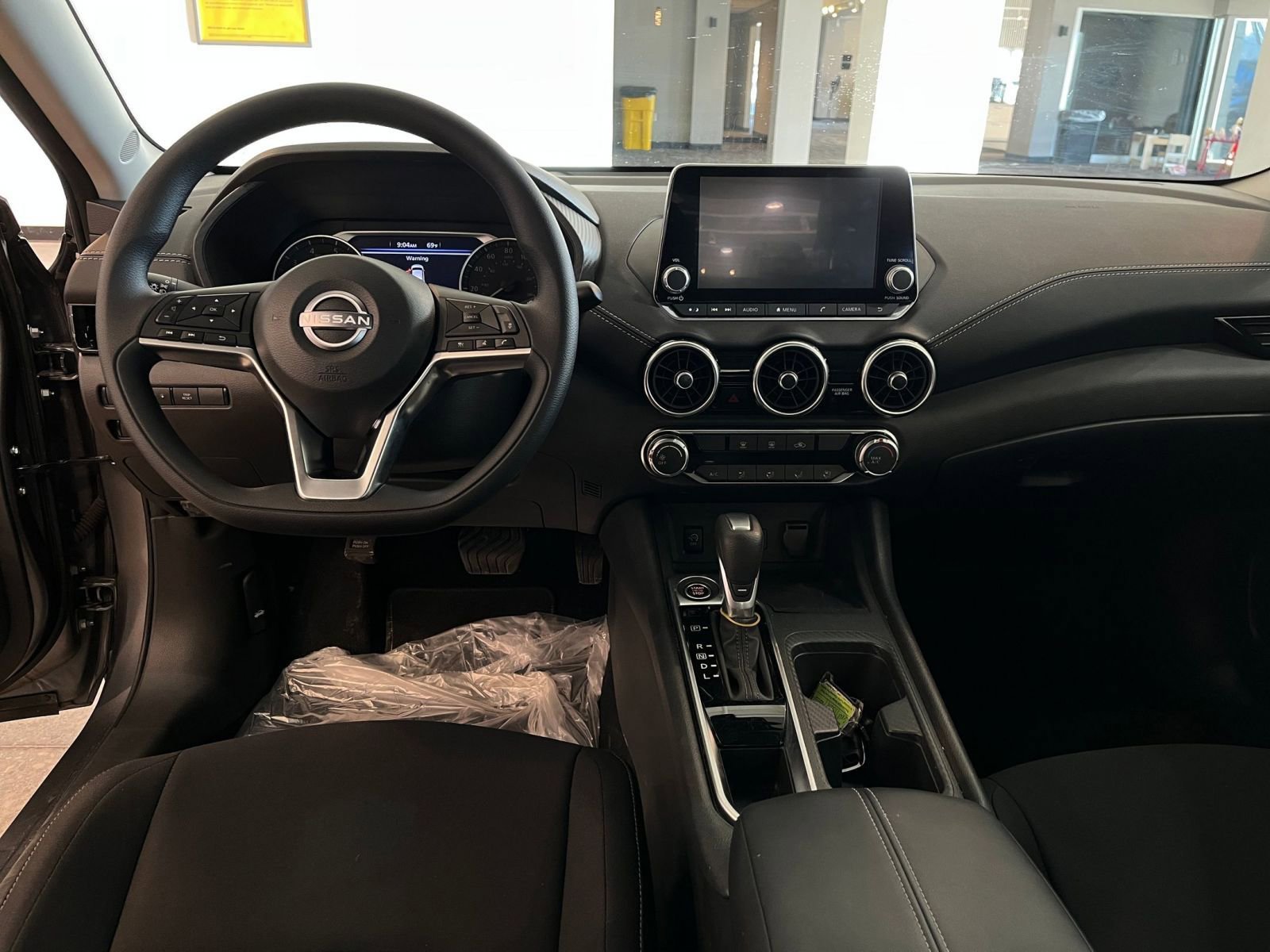 Used 2025 Nissan Sentra SV image 33