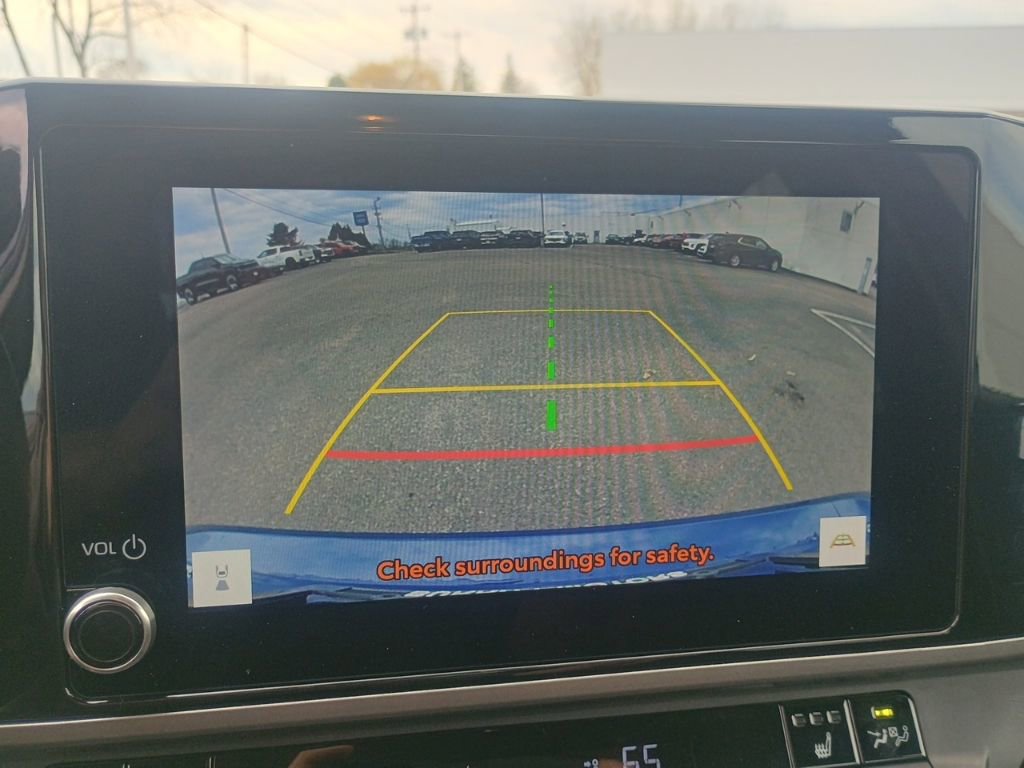 Used 2025 Toyota Camry LE w/ Convenience Package AWD/4WD image 15