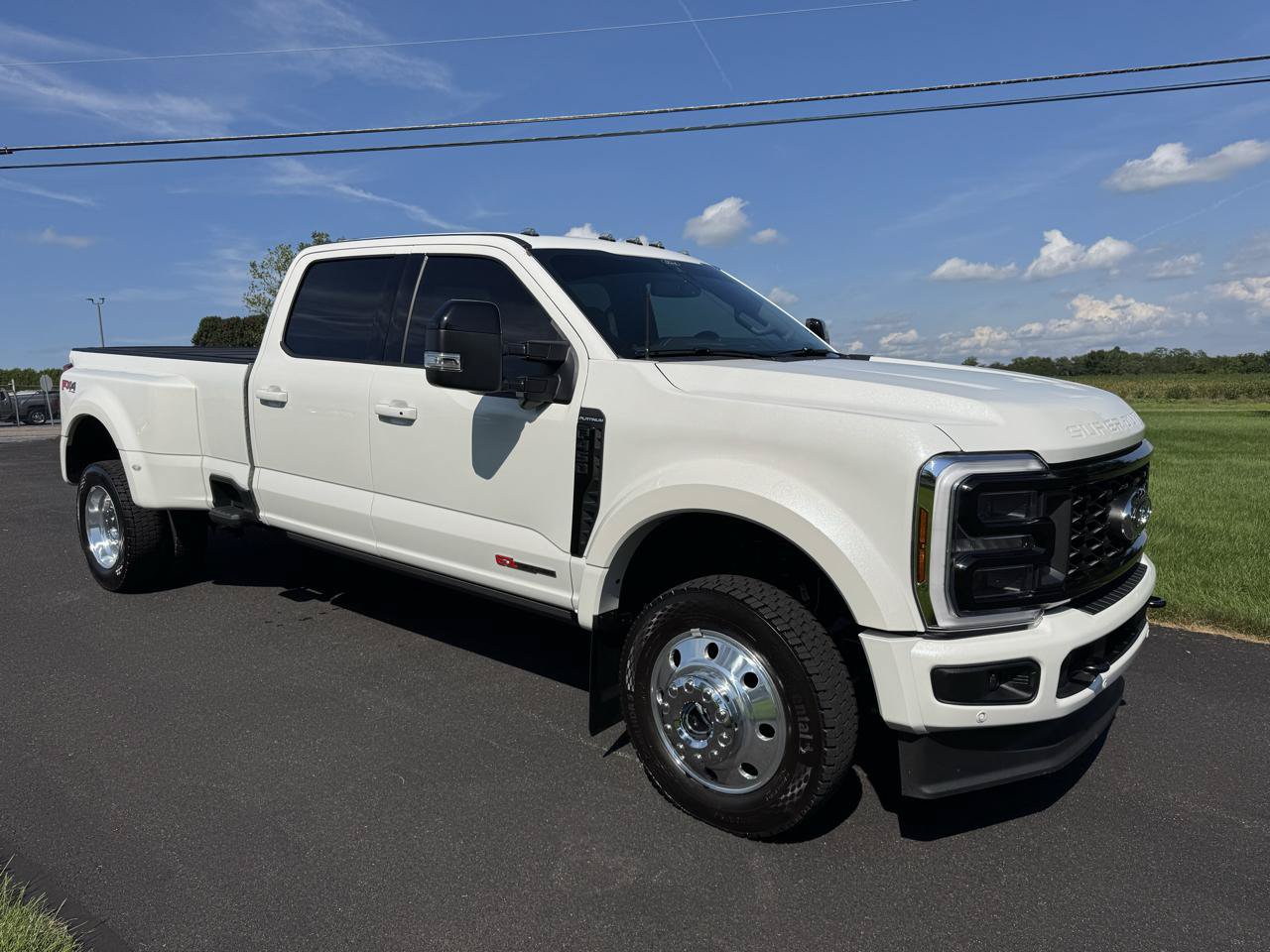 Used 2026 Ford F450 Platinum w/ FX4 Off-Road Package AWD/4WD image 5