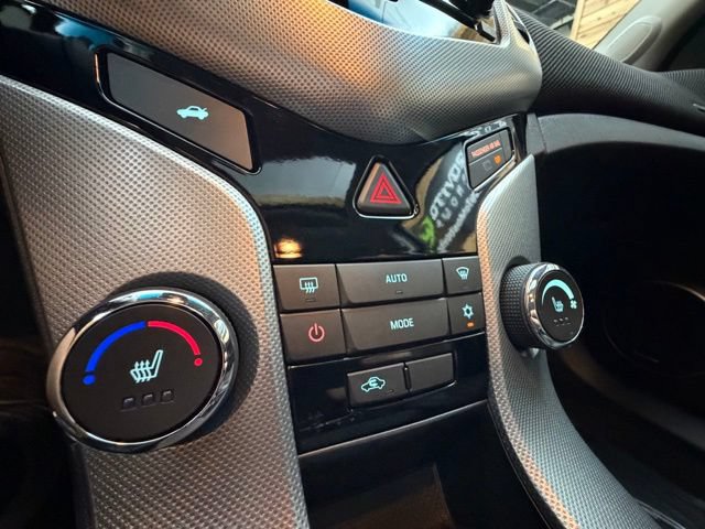 Used 2015 Chevrolet Cruze LTZ w/ Sun, Sound and Sport Package FWD image 26