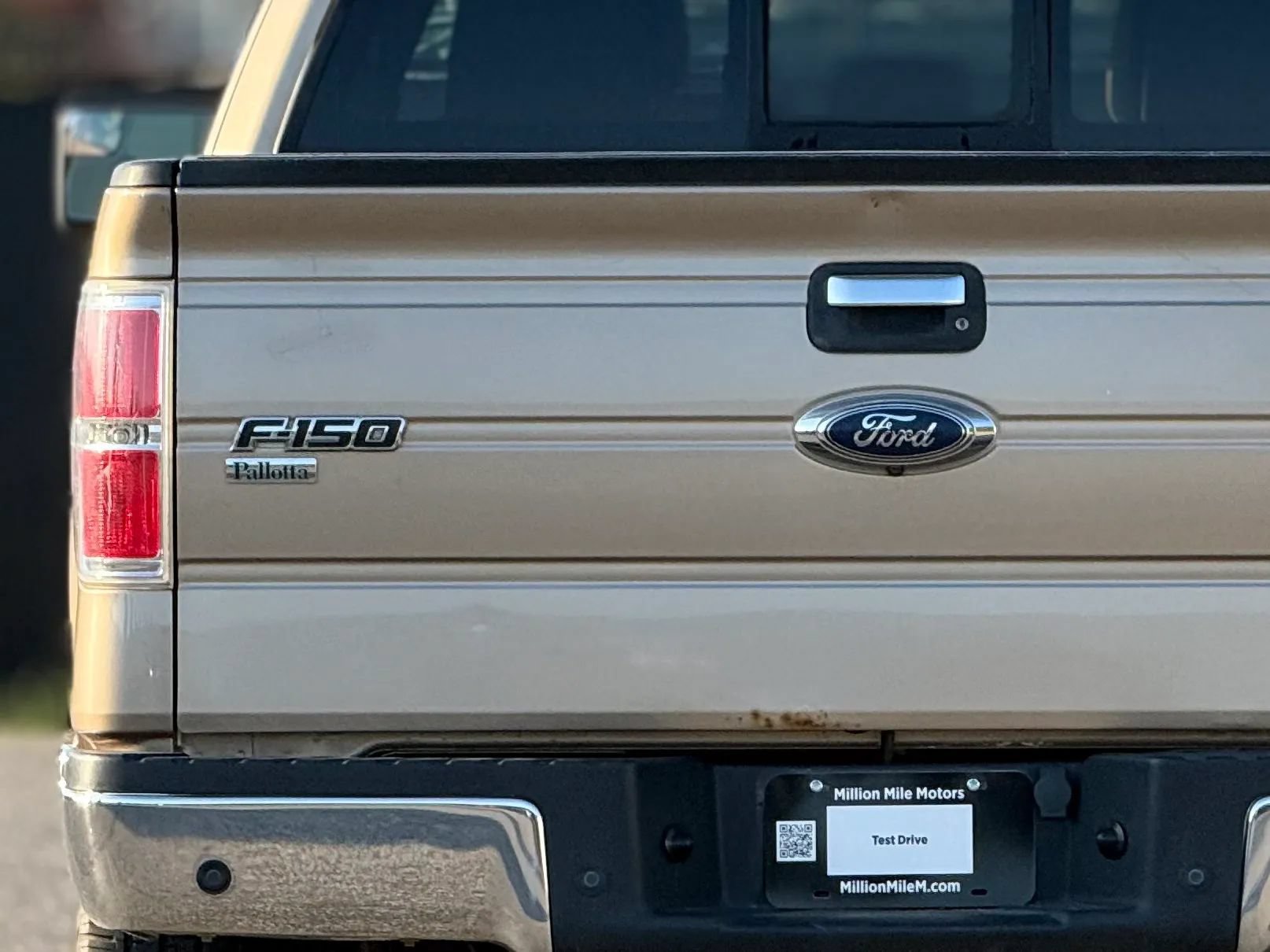 Used 2013 Ford F150 XLT w/ Luxury Equipment Group AWD/4WD image 13
