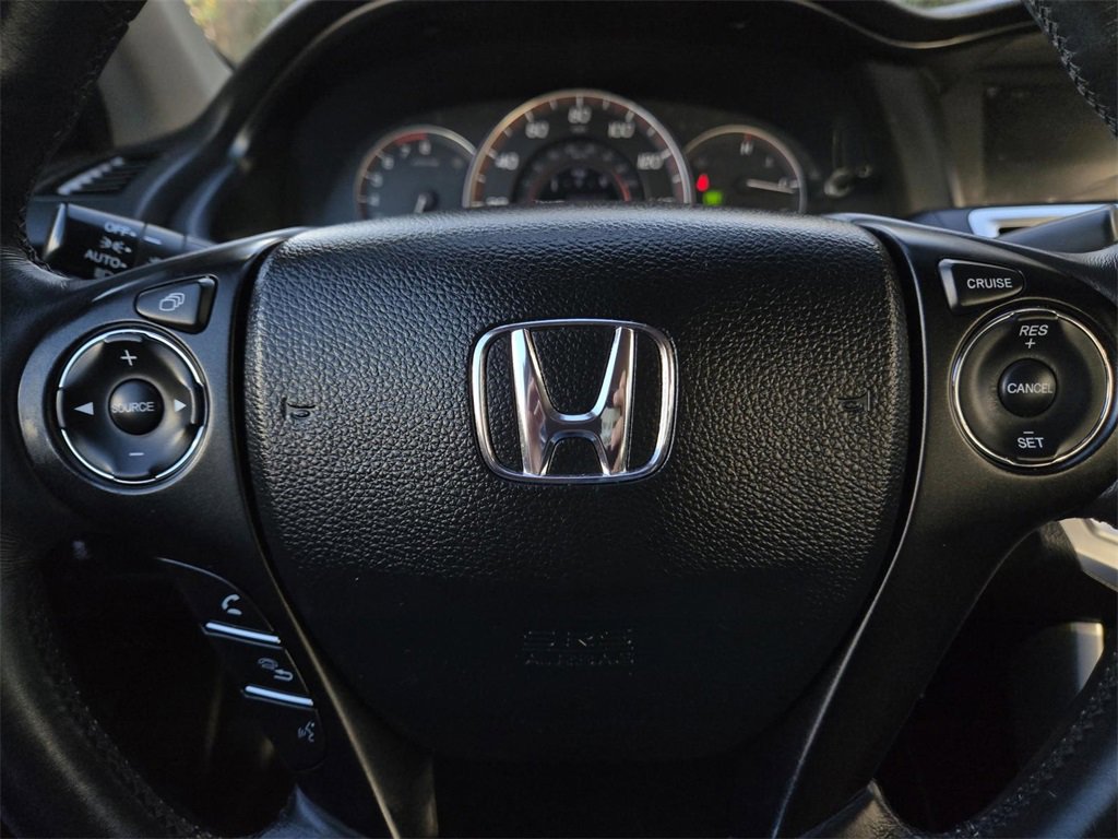 Used 2015 Honda Accord Sport image 18