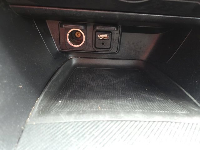 Used 2015 MAZDA MAZDA3 i SV FWD image 39