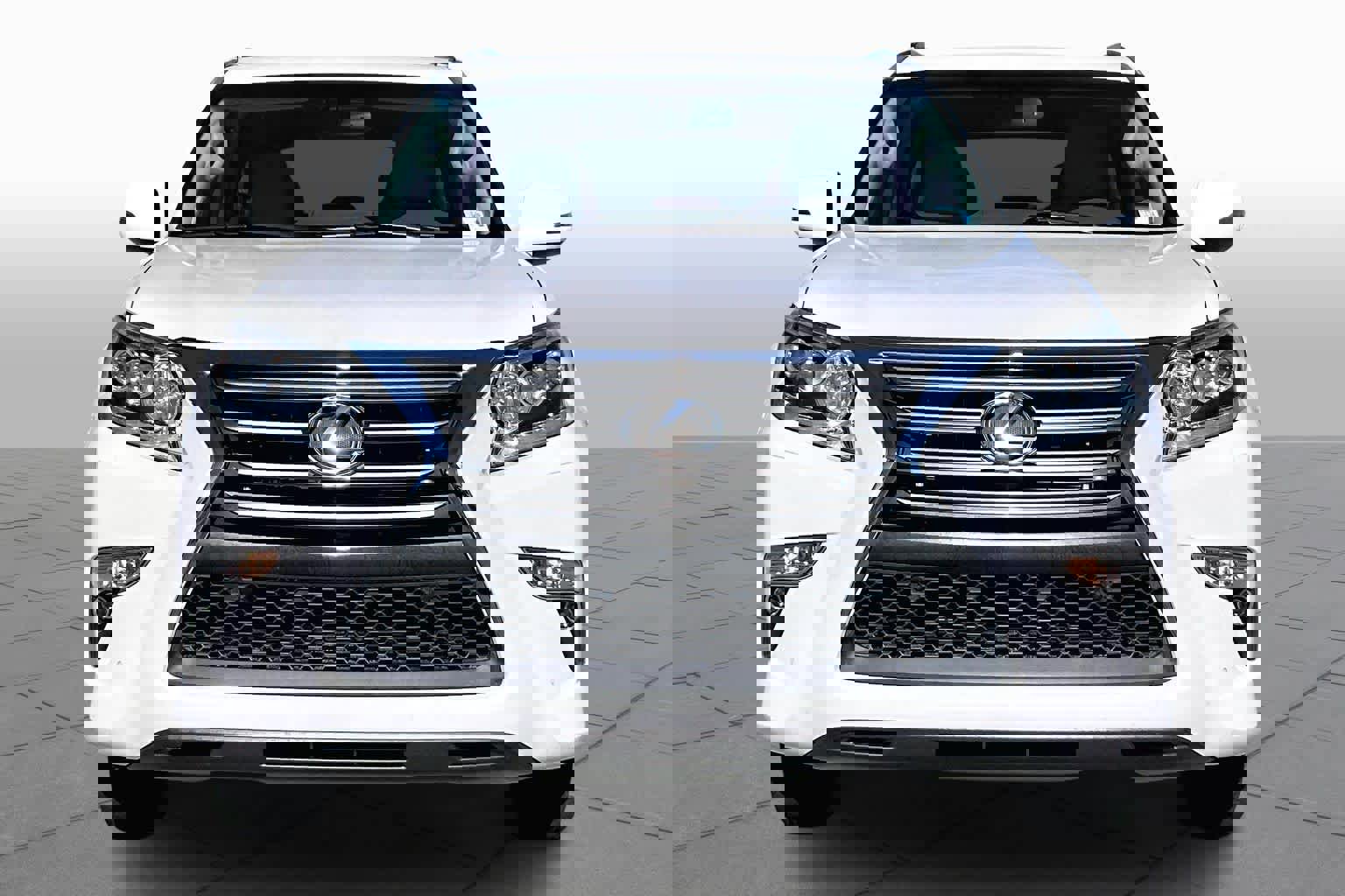 Used 2018 Lexus GX 460 Premium w/ Premium Package image 4