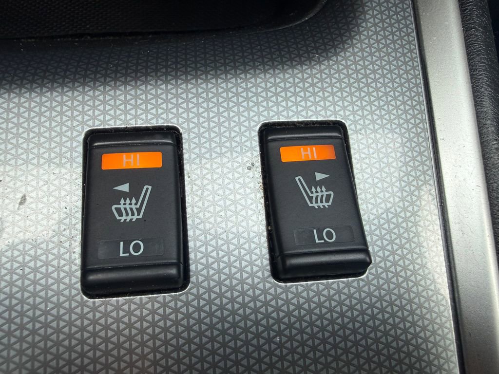 Used 2020 Nissan Pathfinder SL image 4