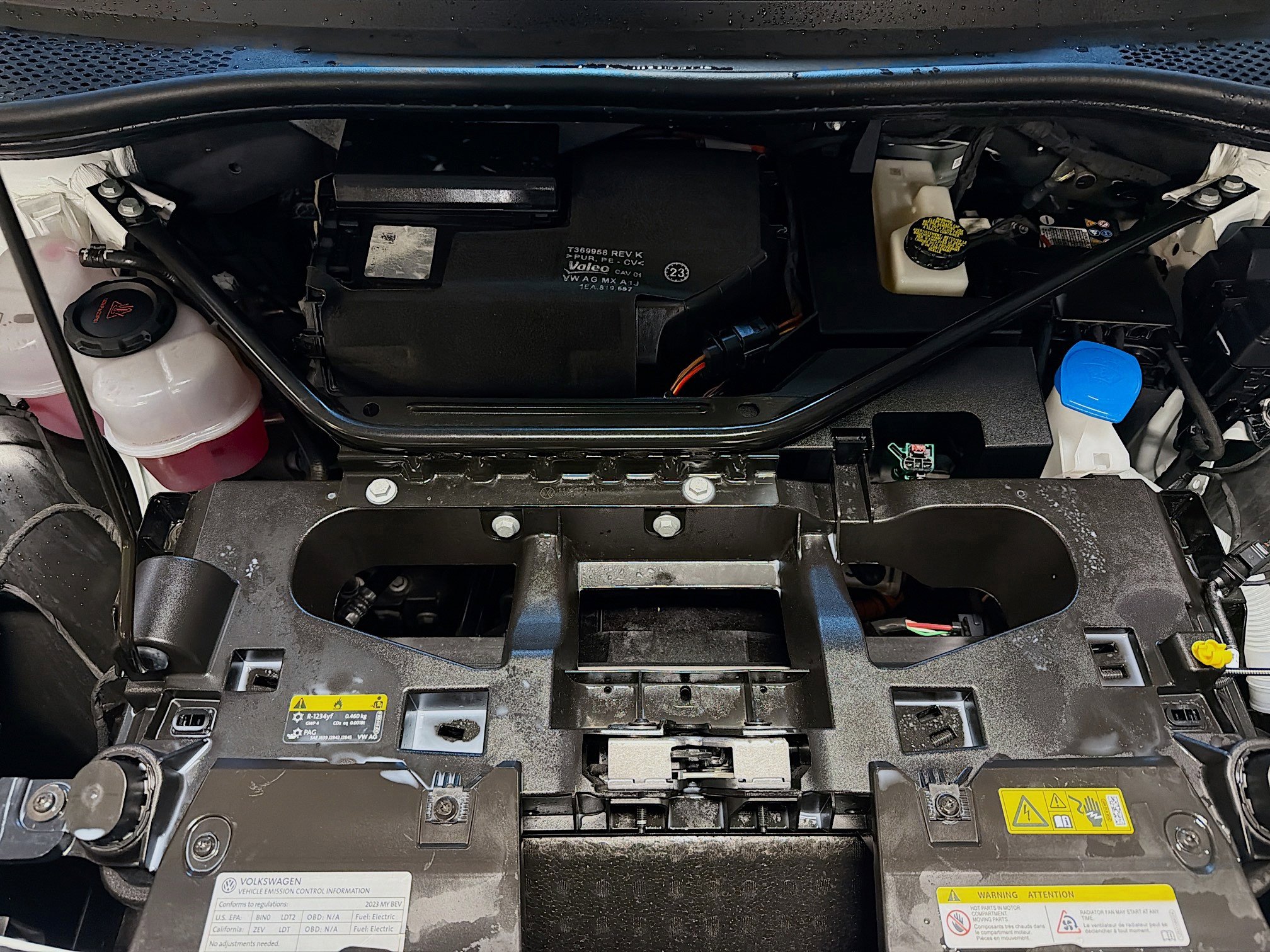 Used 2023 Volkswagen ID.4 Pro S Plus image 34