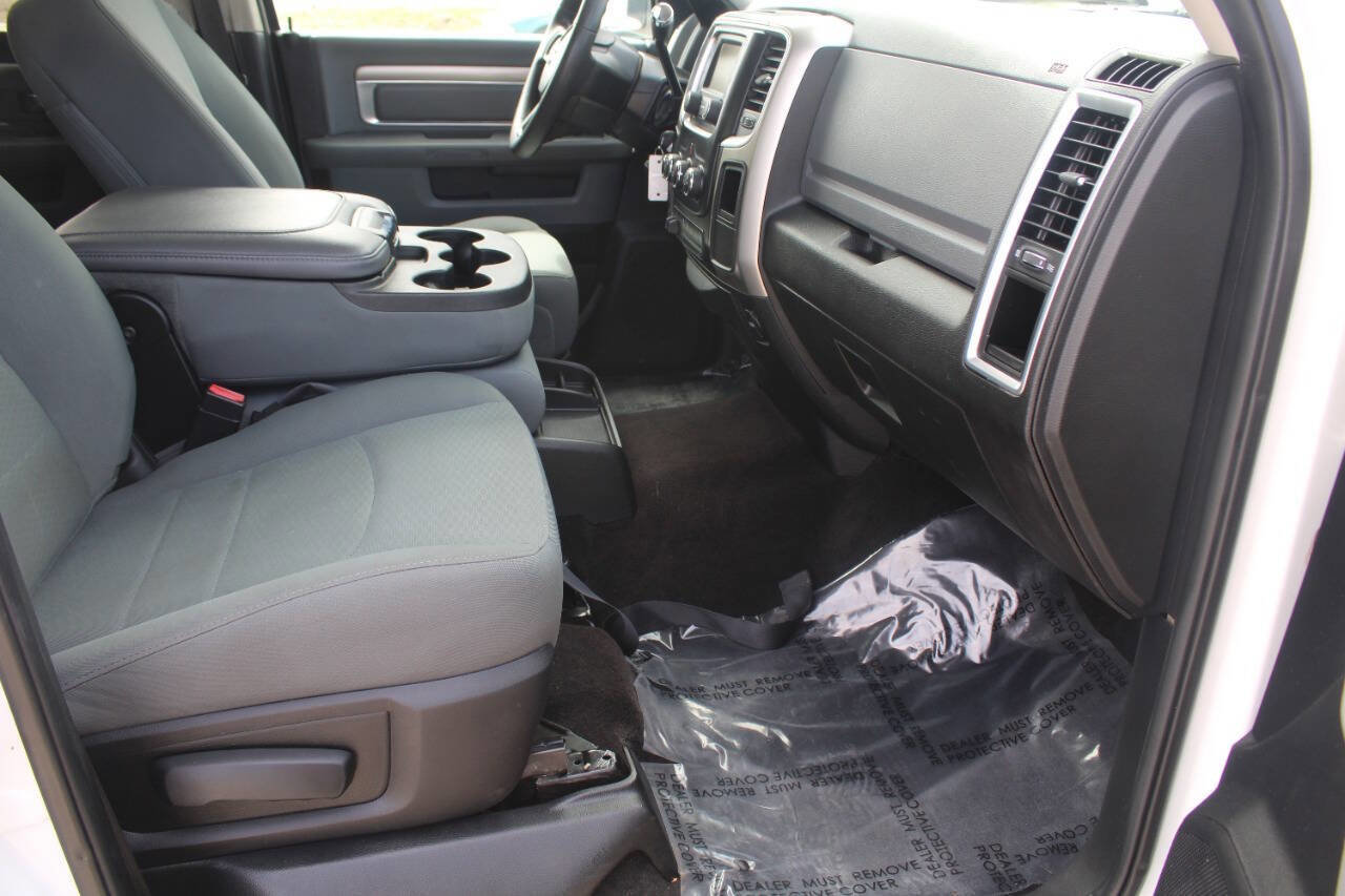 Used 2017 RAM 2500 SLT AWD/4WD image 8
