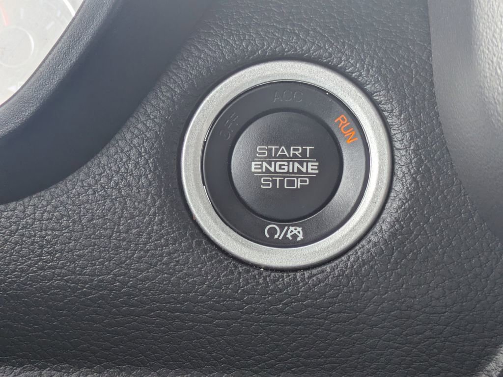 Used 2024 RAM 1500 Laramie image 27