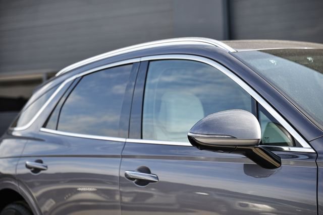 New 2026 Genesis GV70 2.5T Advanced image 3