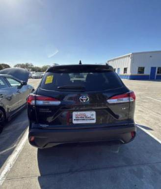 Used 2024 Toyota Corolla Cross LE image 5