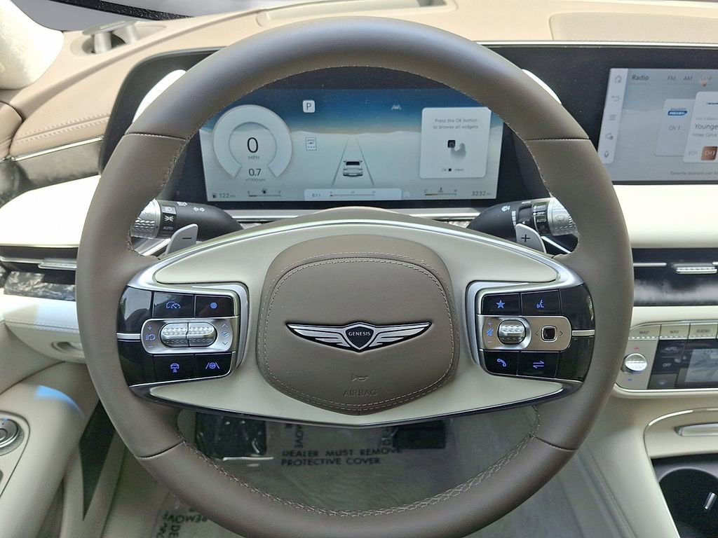 Used 2025 Genesis G90 3.5T AWD/4WD image 16