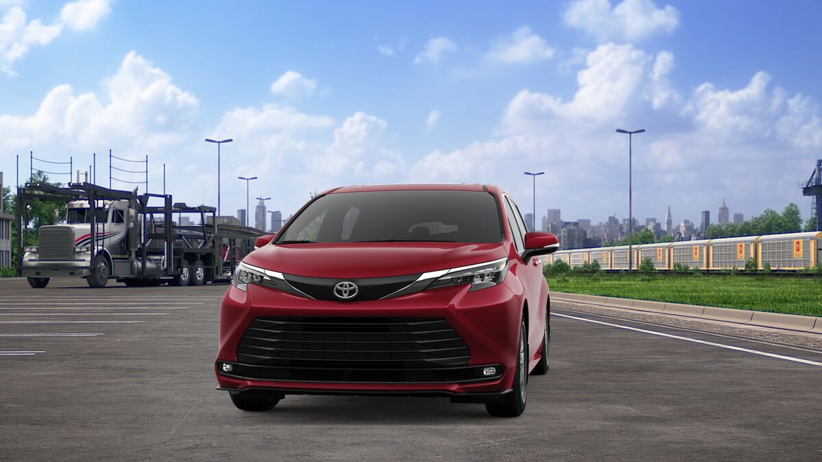 New 2026 Toyota Sienna XLE AWD/4WD image 18