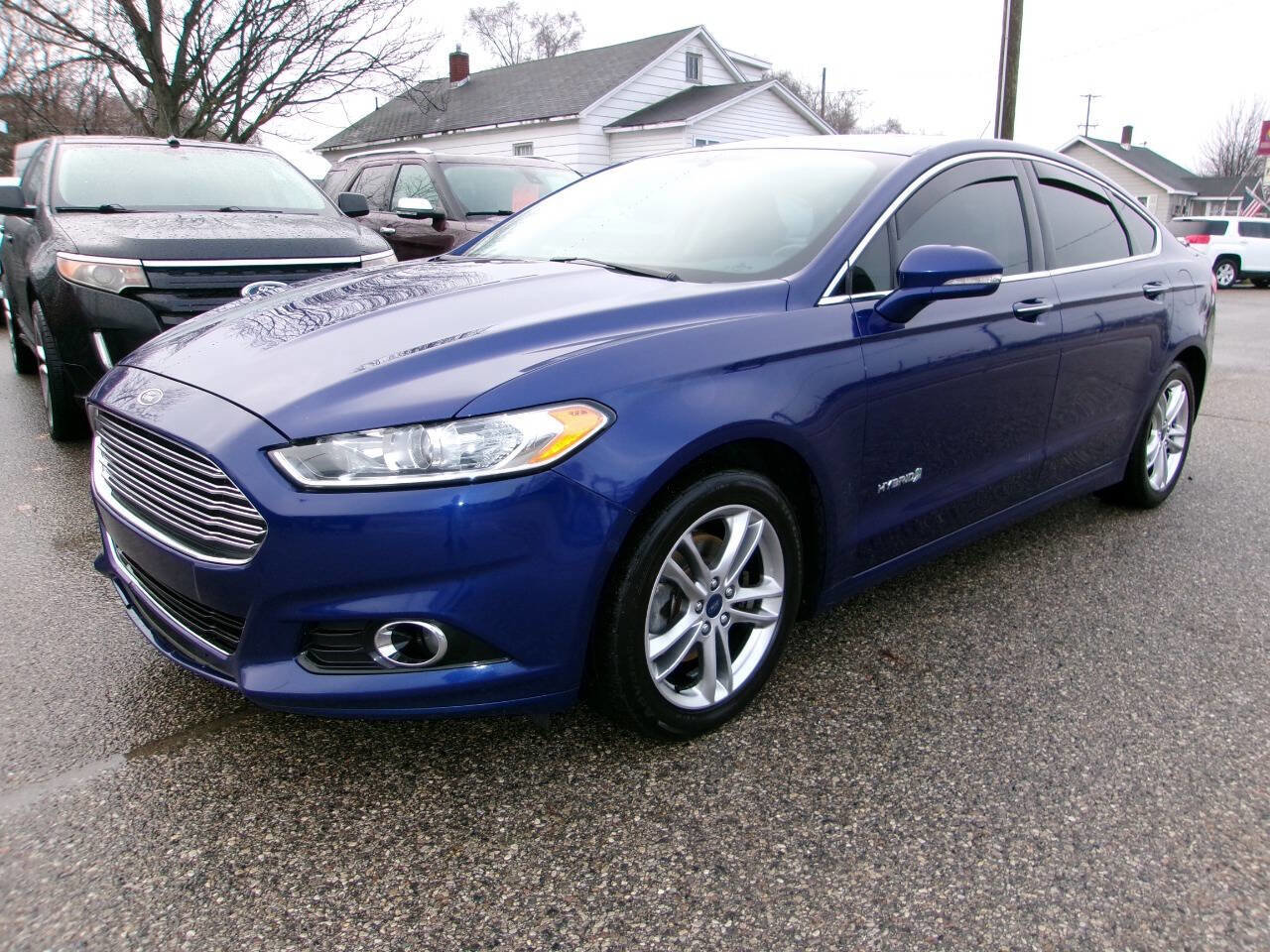 Used 2016 Ford Fusion Titanium image 1