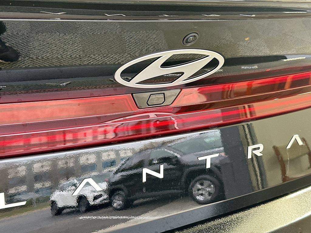 New 2026 Hyundai Elantra Sport w/ Cargo Package FWD image 21