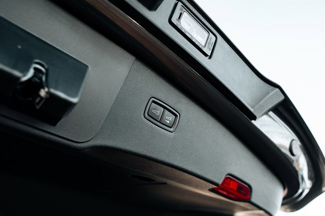 Used 2024 Porsche Cayenne Coupe image 42