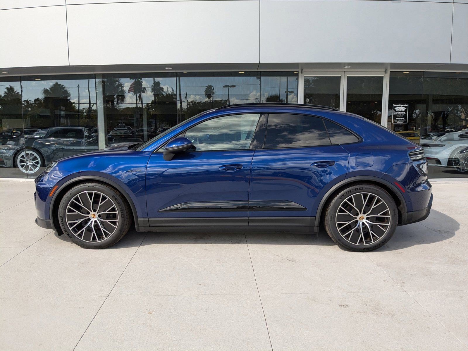 Certified 2024 Porsche Macan 4 Electric image 2