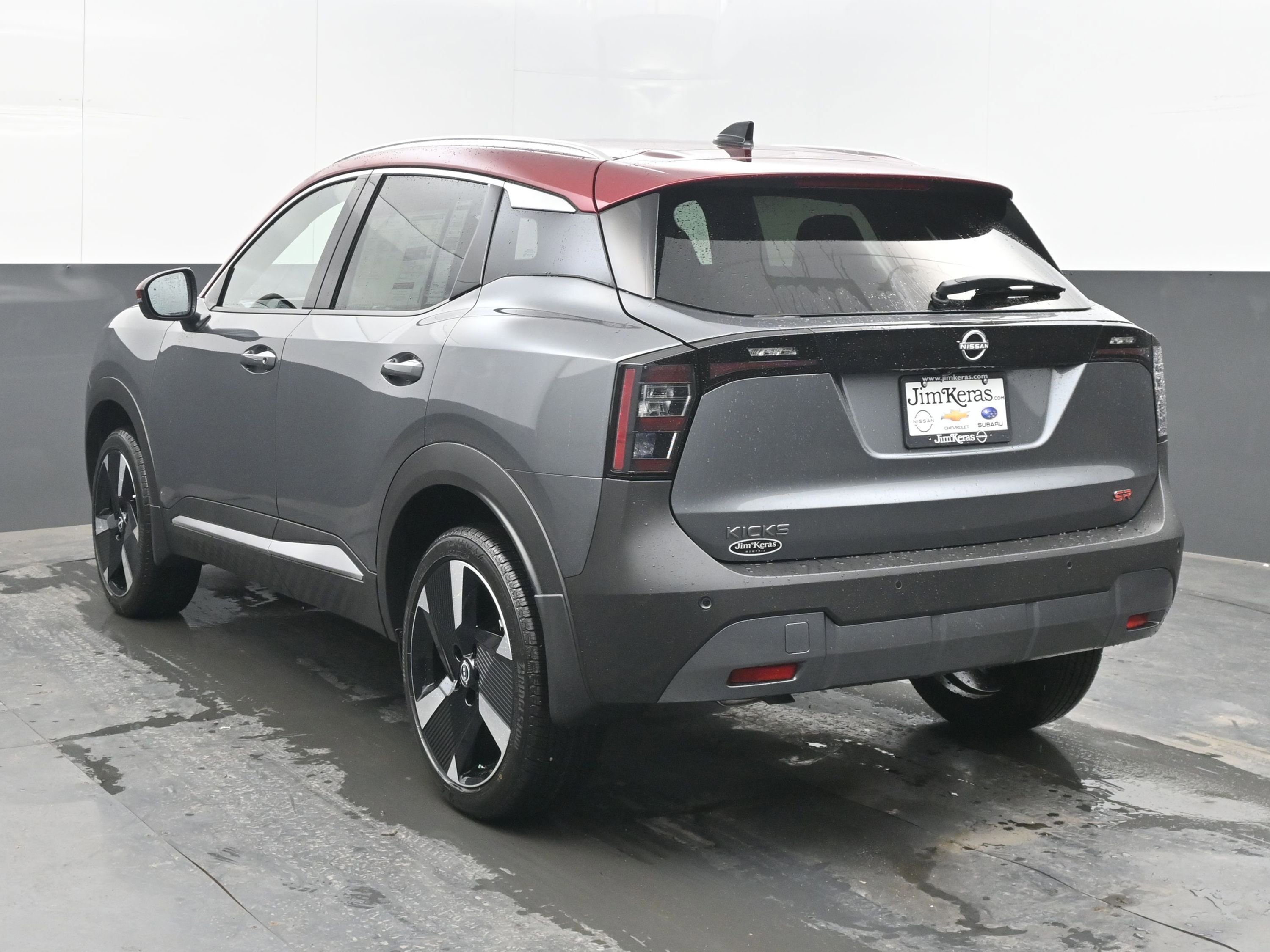 New 2026 Nissan Kicks SR w/ SR Premium Package FWD image 6