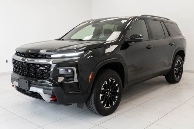 Used 2024 Chevrolet Traverse Z71 w/ Enhanced Driving Package image 6