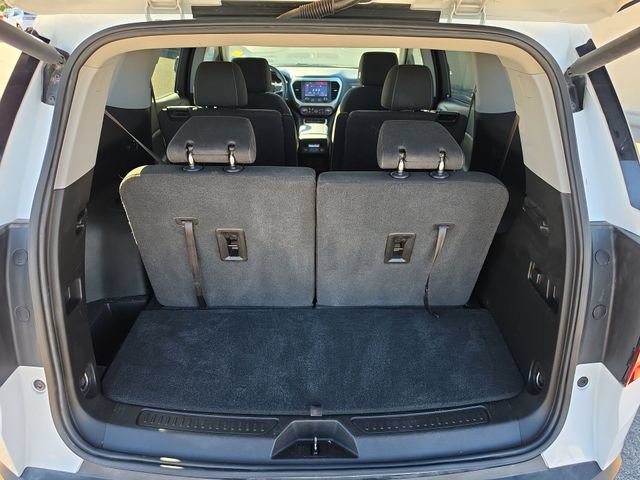 Used 2022 GMC Acadia SLE w/ Driver Convenience Package AWD/4WD image 18