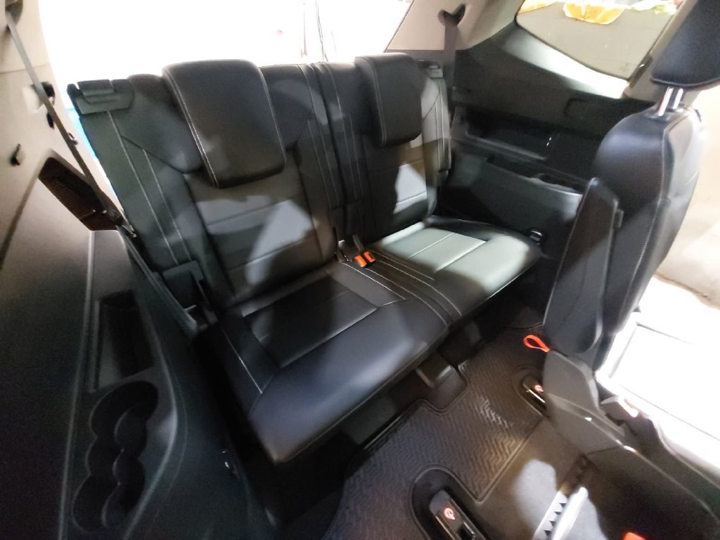 Used 2023 Volkswagen Atlas SE w/ Panoramic Sunroof Package AWD/4WD image 12