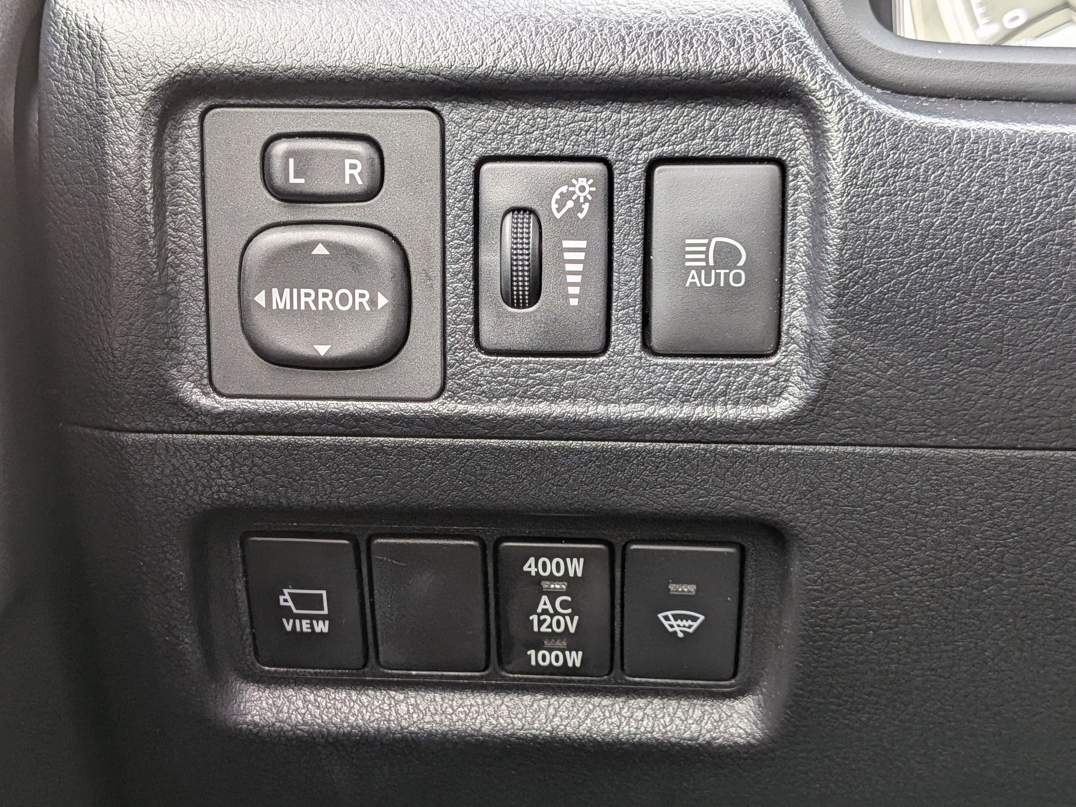 Used 2022 Toyota 4Runner Limited image 16