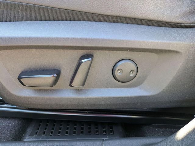 Used 2021 Nissan Rogue SL w/ Premium Package image 12