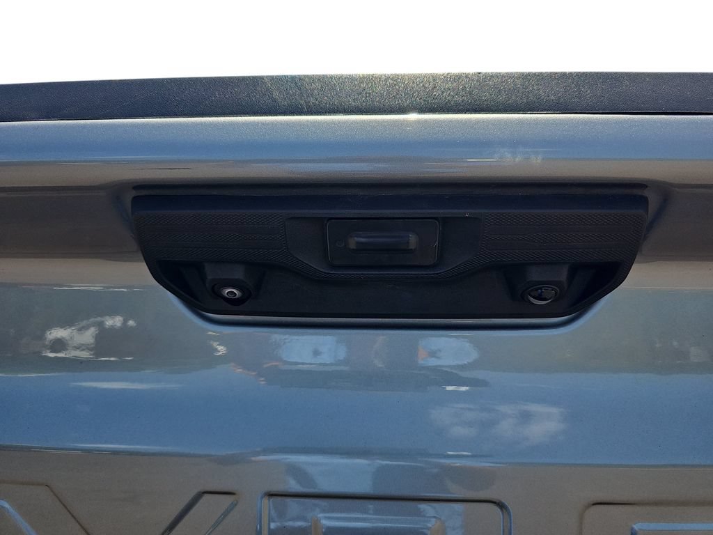 Used 2023 Chevrolet Silverado 1500 LT AWD/4WD image 33