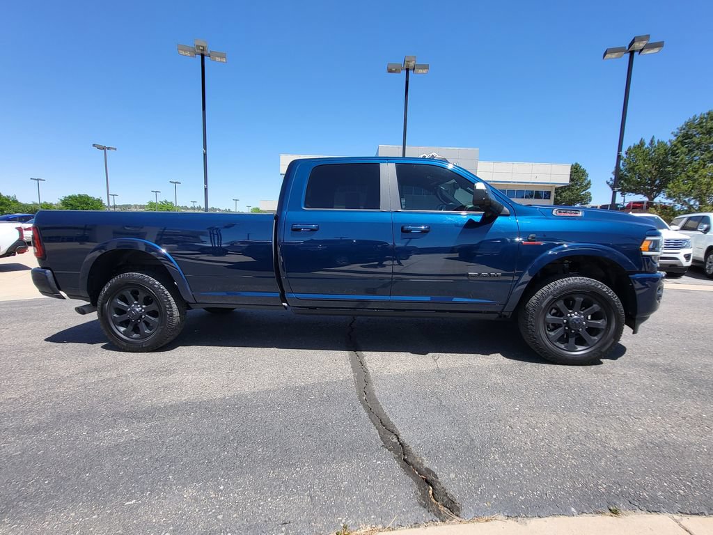 Used 2022 RAM 3500 Laramie AWD/4WD image 3