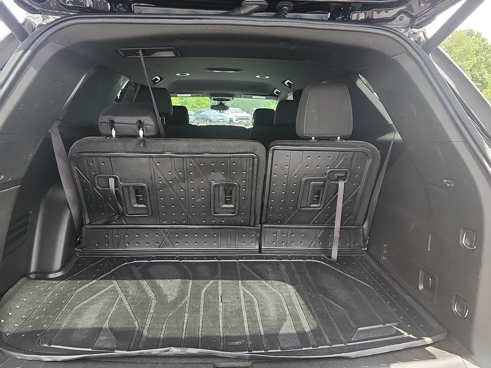 Used 2023 Chevrolet Traverse LT w/ LPO, Floor Liner Package AWD/4WD image 25