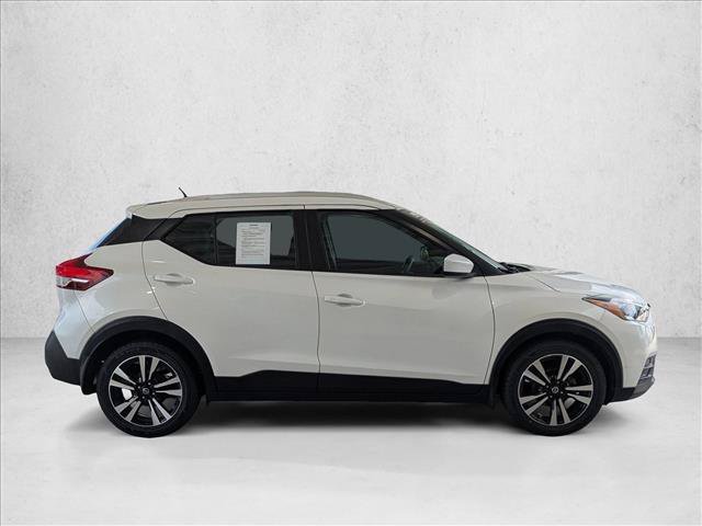Used 2020 Nissan Kicks SV FWD image 4