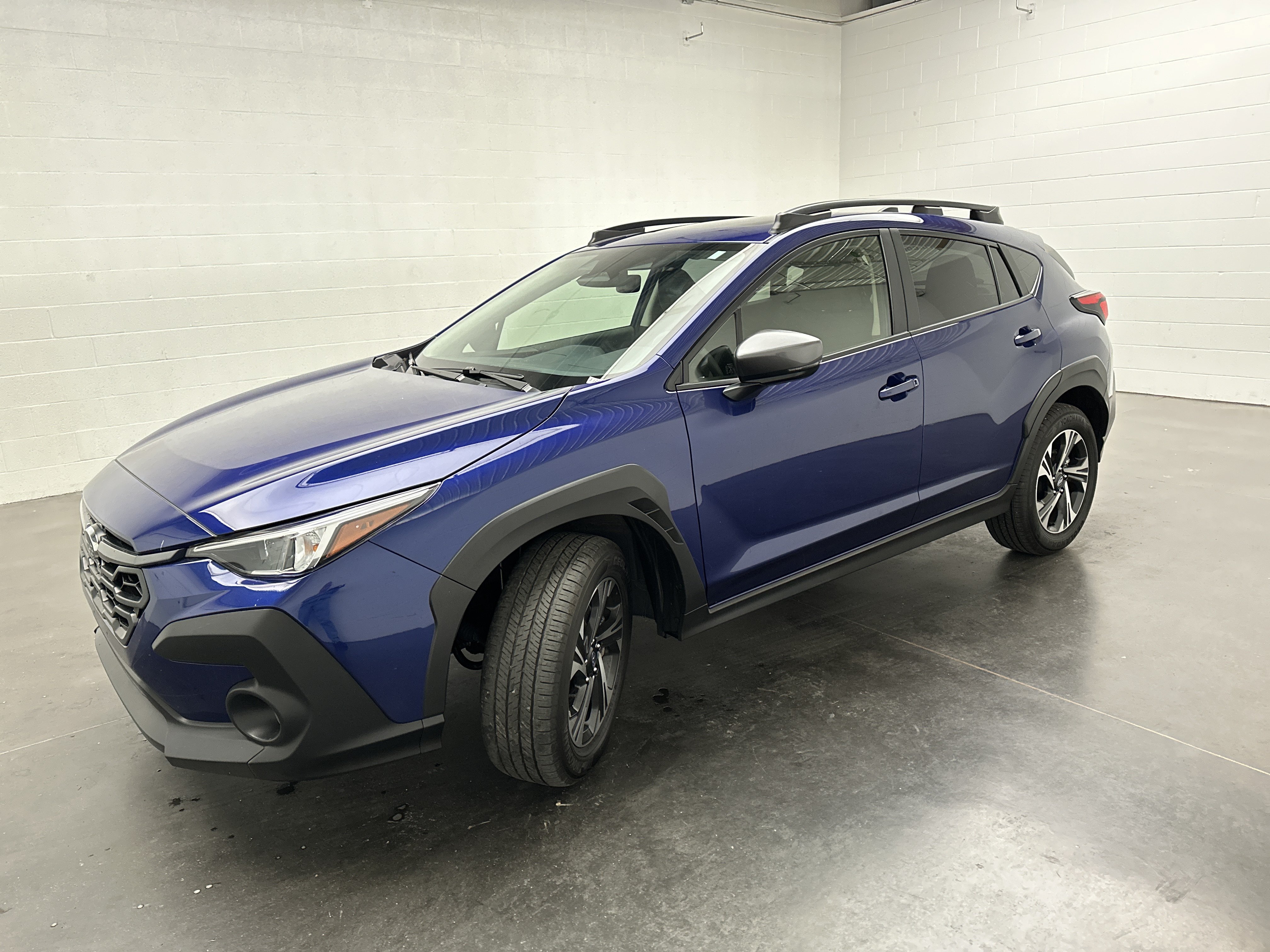 Used 2025 Subaru Crosstrek 2.5i Premium AWD/4WD image 4