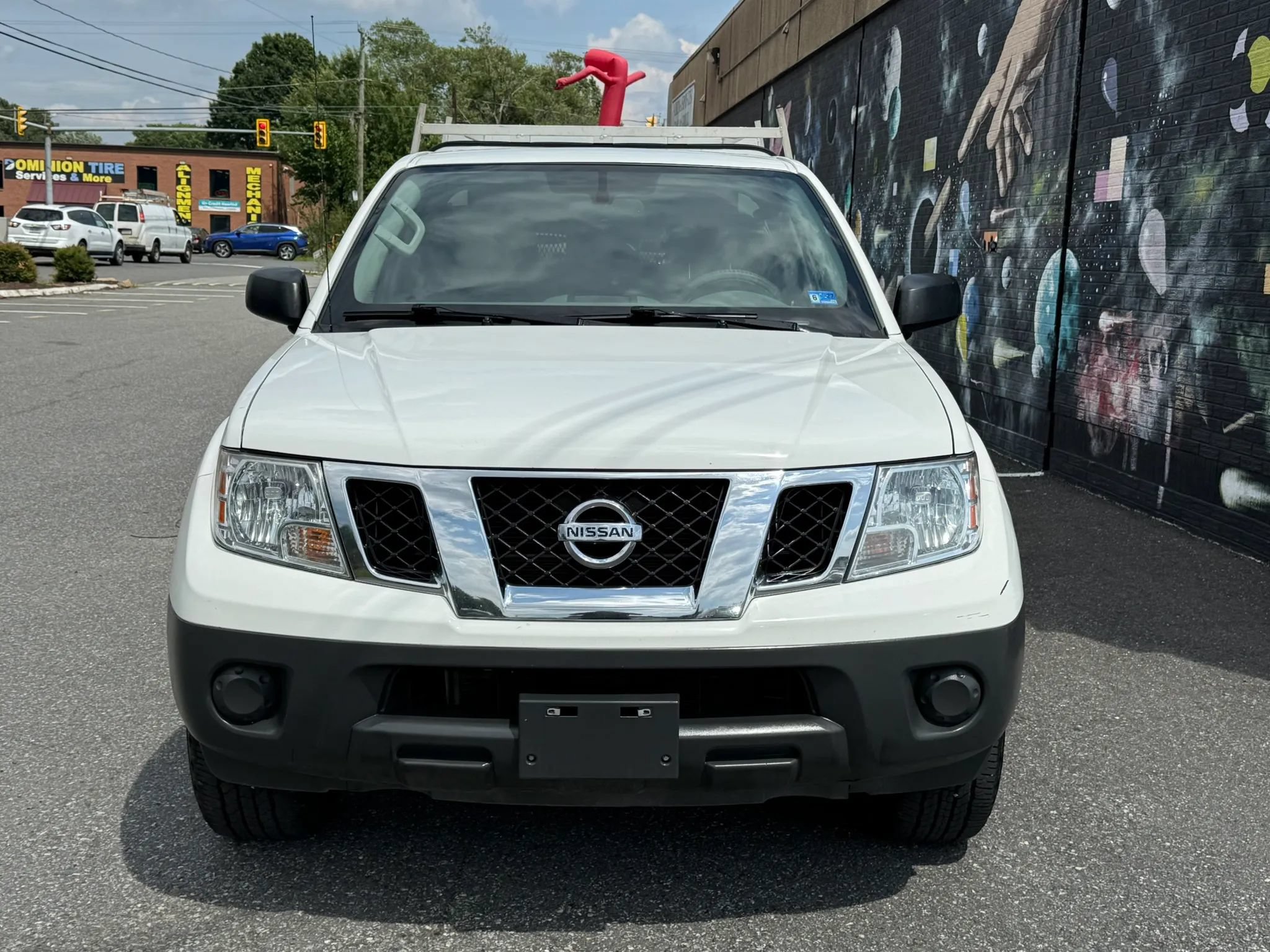Used 2021 Nissan Frontier S RWD image 2