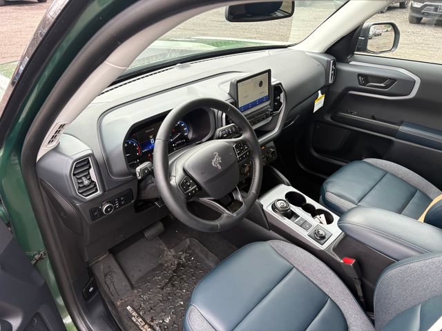 Used 2024 Ford Bronco Sport Outer Banks AWD/4WD image 3