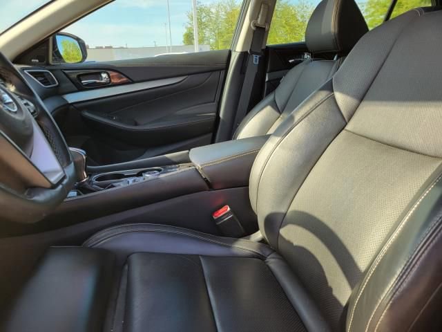 Used 2017 Nissan Maxima 3.5 SL FWD image 17