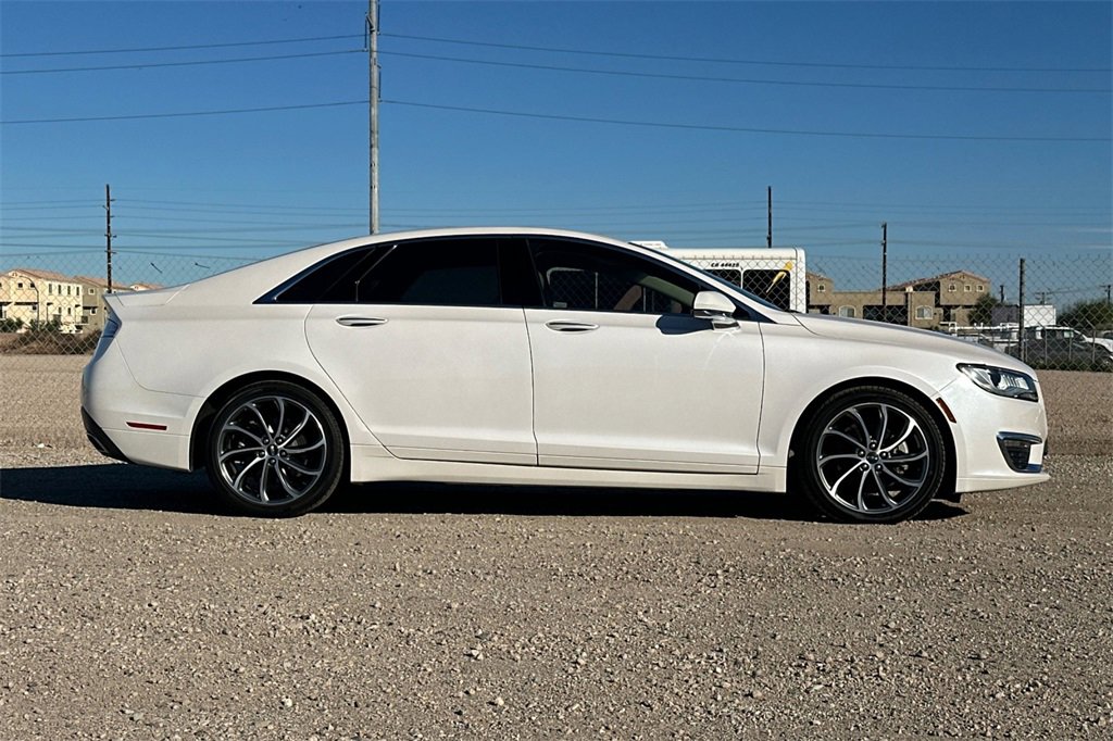 Used 2018 Lincoln MKZ Premiere image 3