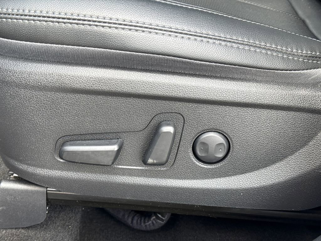 Used 2023 Hyundai Santa Fe XRT image 17