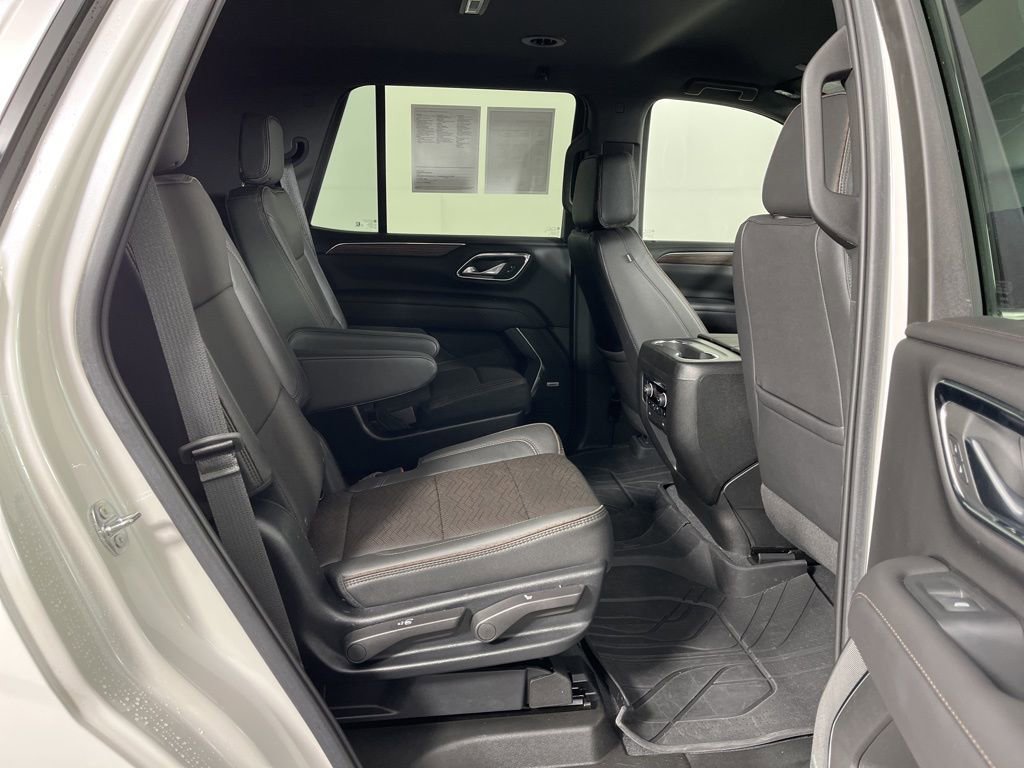 Certified 2022 Chevrolet Tahoe High Country AWD/4WD image 12